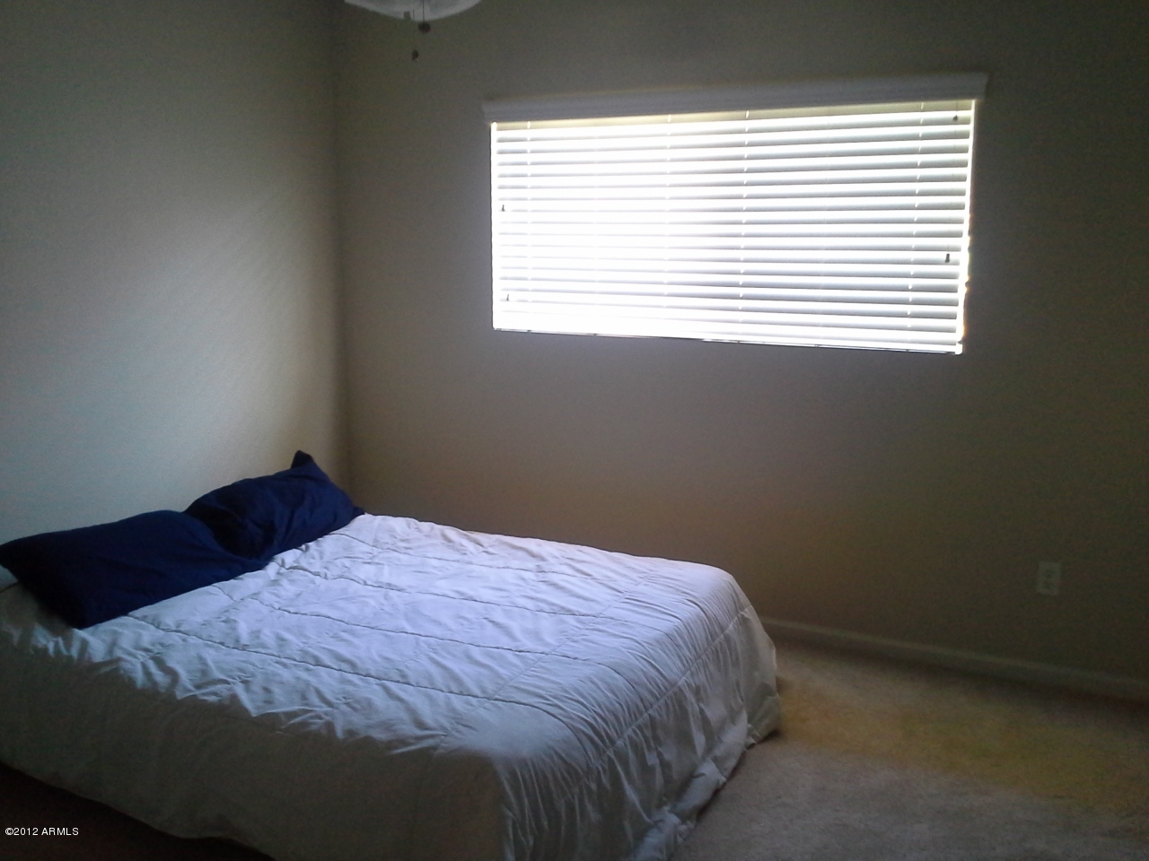 5401 East Thomas Road, Unit 1031 Phoenix, AZ 85018 - Photo 4 of 13 MASTER BEDROOM