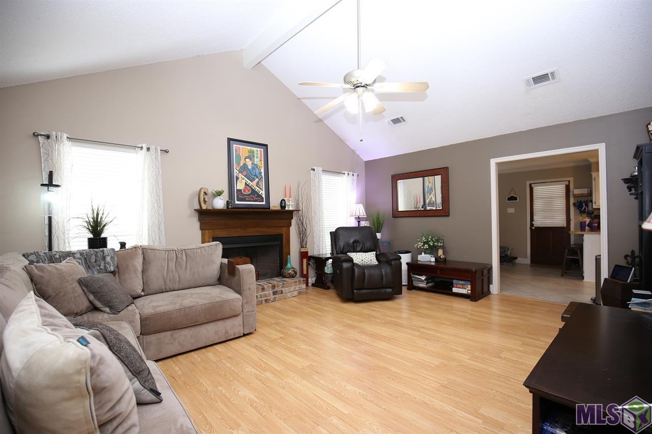 1844 Gamwich Road Baton Rouge, LA 70810 - Photo 4 of 30