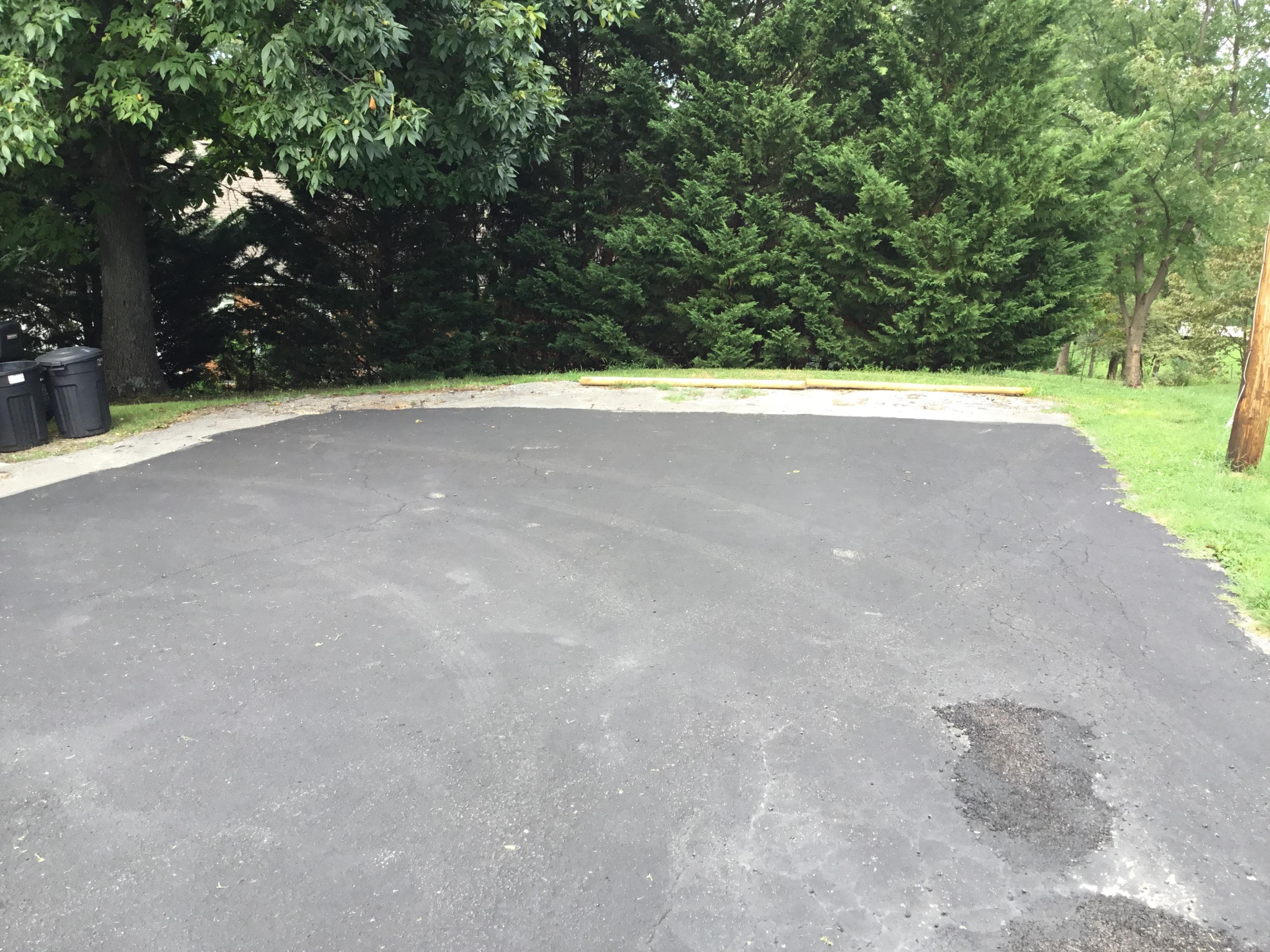 7904 Griffith Road Knoxville, TN 37938 - Photo 28 of 28 Extra Parking