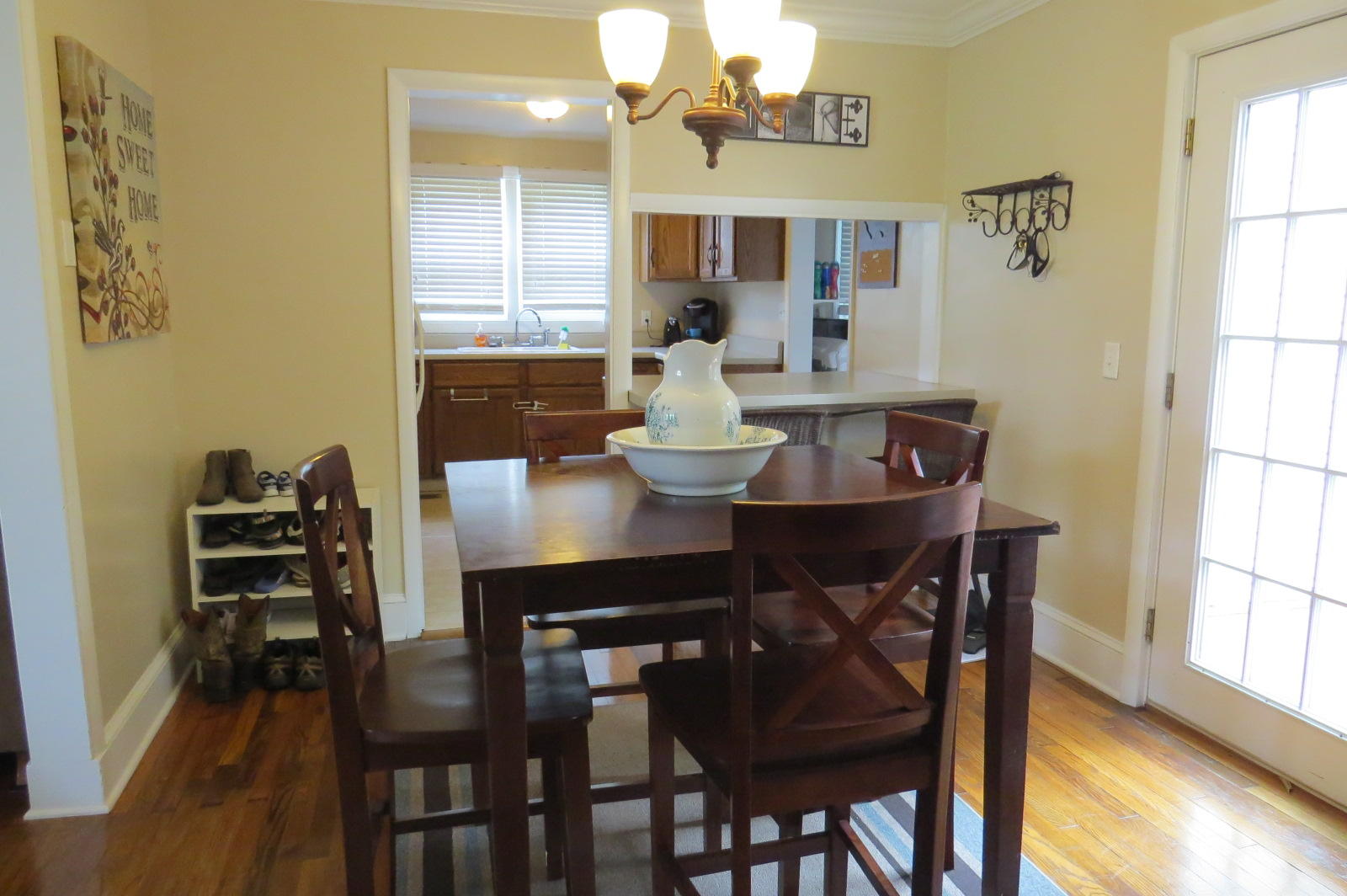 7904 Griffith Road Knoxville, TN 37938 - Photo 10 of 28 Dining Area