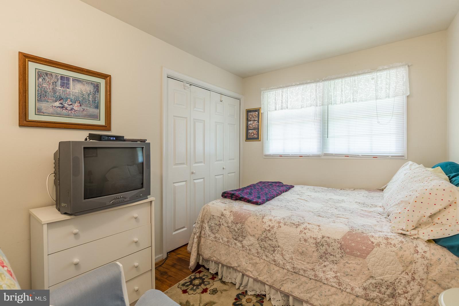 905 Wingfield Road Woodbridge, VA 22191 - Photo 22 of 29 Bedroom
