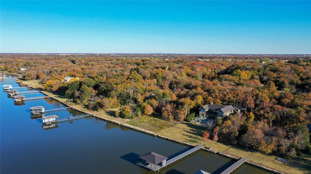 445 Sun Valley Mabank, TX 75147 - Photo 5 of 33 an aerial view of residential house with outdoor space