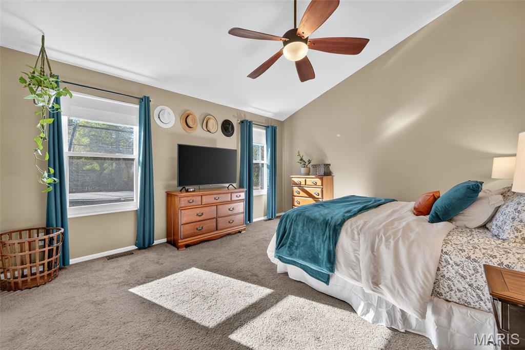 1452 Cedar Bluff Drive Ballwin, MO 63021 - Photo 15 of 37