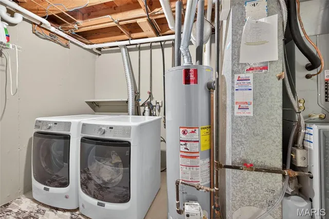 $360,000 | 1452 Cedar Bluff Drive, Ballwin, MO 63021