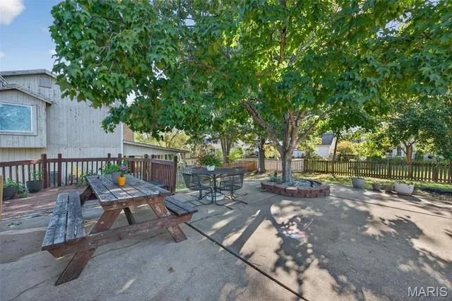 $360,000 | 1452 Cedar Bluff Drive, Ballwin, MO 63021