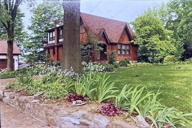 1327 Craig Road St. Louis, MO 63146 - Photo 1 of 68
