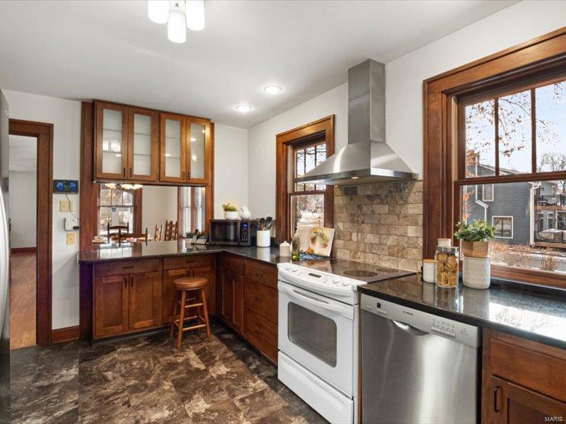 1327 Craig Road St. Louis, MO 63146 - Photo 13 of 68