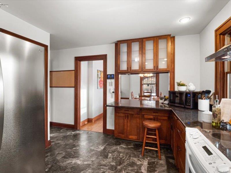 1327 Craig Road St. Louis, MO 63146 - Photo 14 of 68