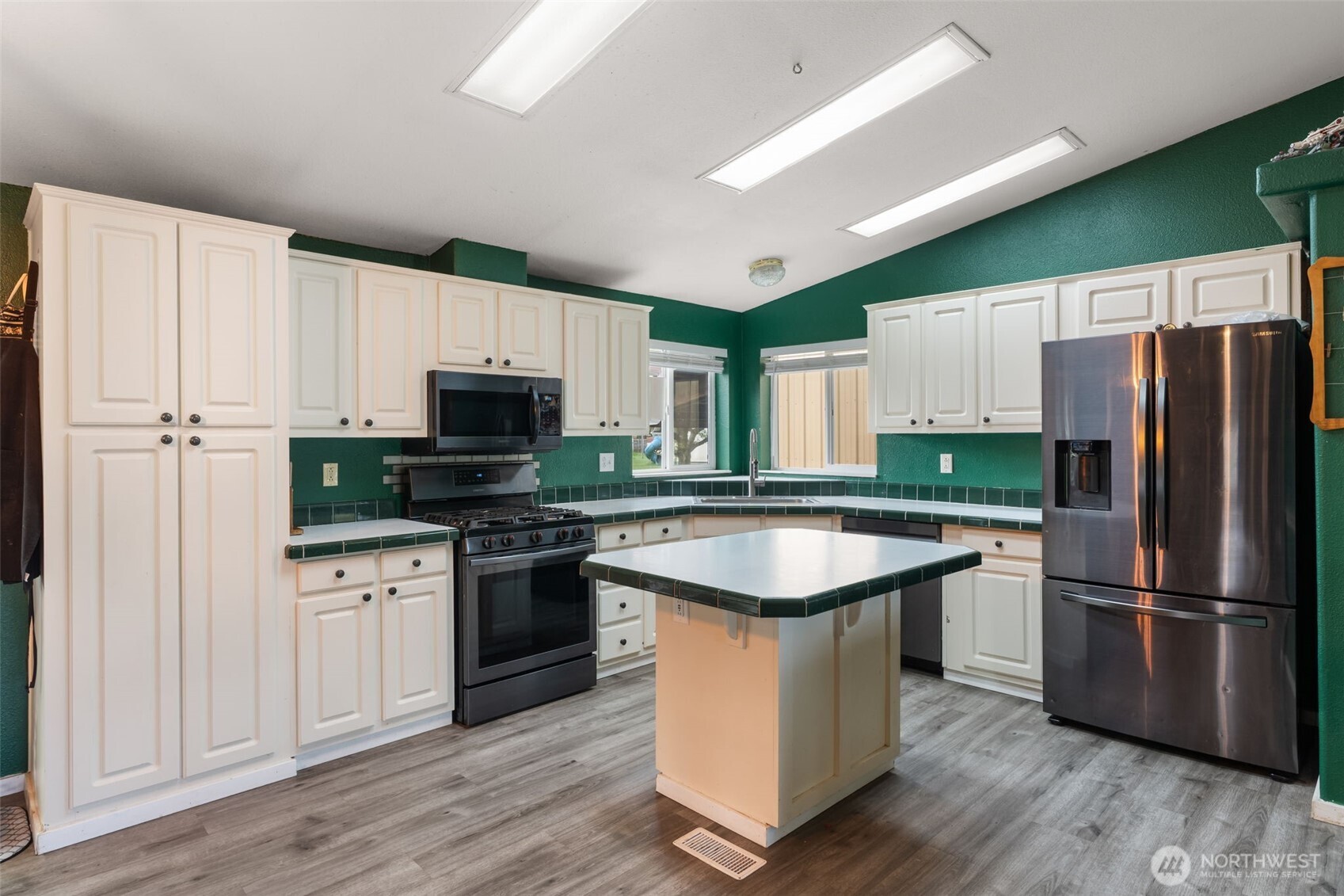 18139 Rice Lane Southwest Rochester, WA 98579 - Photo 12 of 39 Gallery Image 12