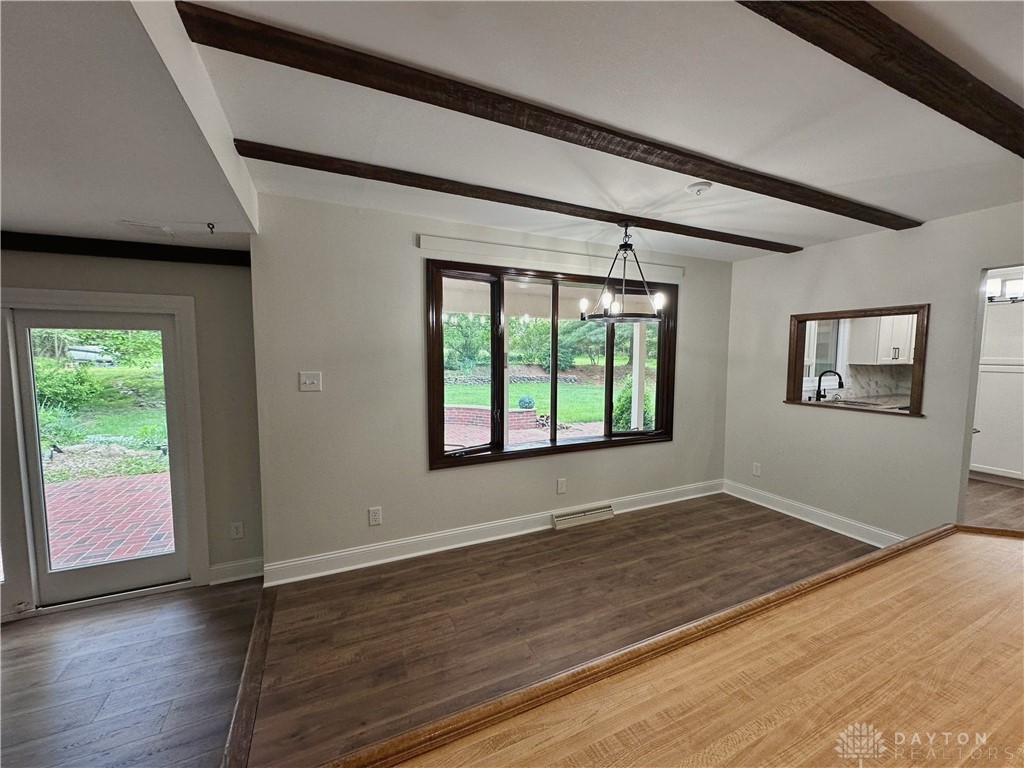 3975 Conference Road Bellbrook, OH 45305 - Photo 16 of 80