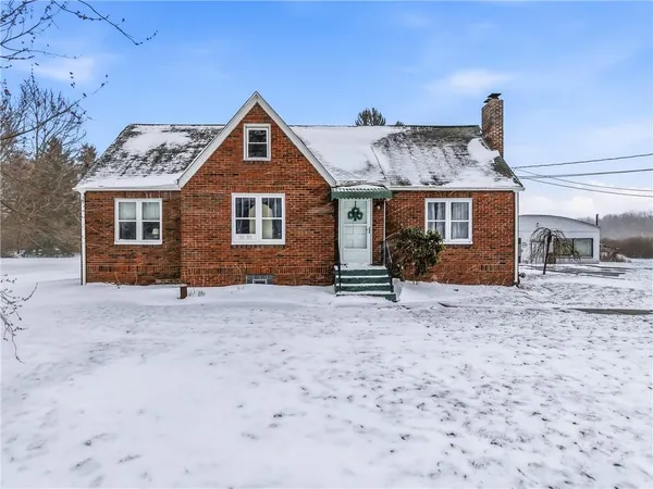 $320,000 | 7376 Sharon-Mercer Road, Mercer, PA 16137