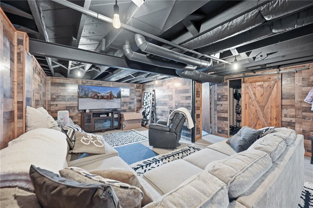 7376 Sharon-Mercer Road Mercer, PA 16137 - Photo 32 of 50 Spacious enough for your sectional!