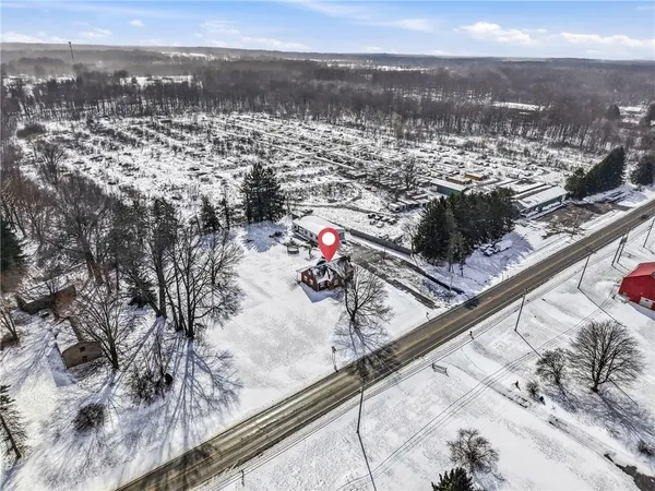 $320,000 | 7376 Sharon-Mercer Road, Mercer, PA 16137