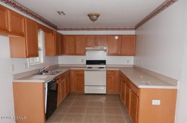 259 Parnell Road Hubert, NC 28539 - Photo 3 of 11 k (Copy)