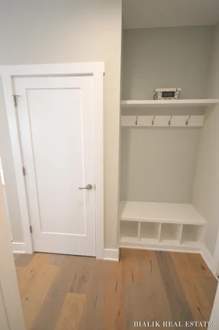 $455,000 | 580 Sun Vale Lane, Grandville, MI 49418