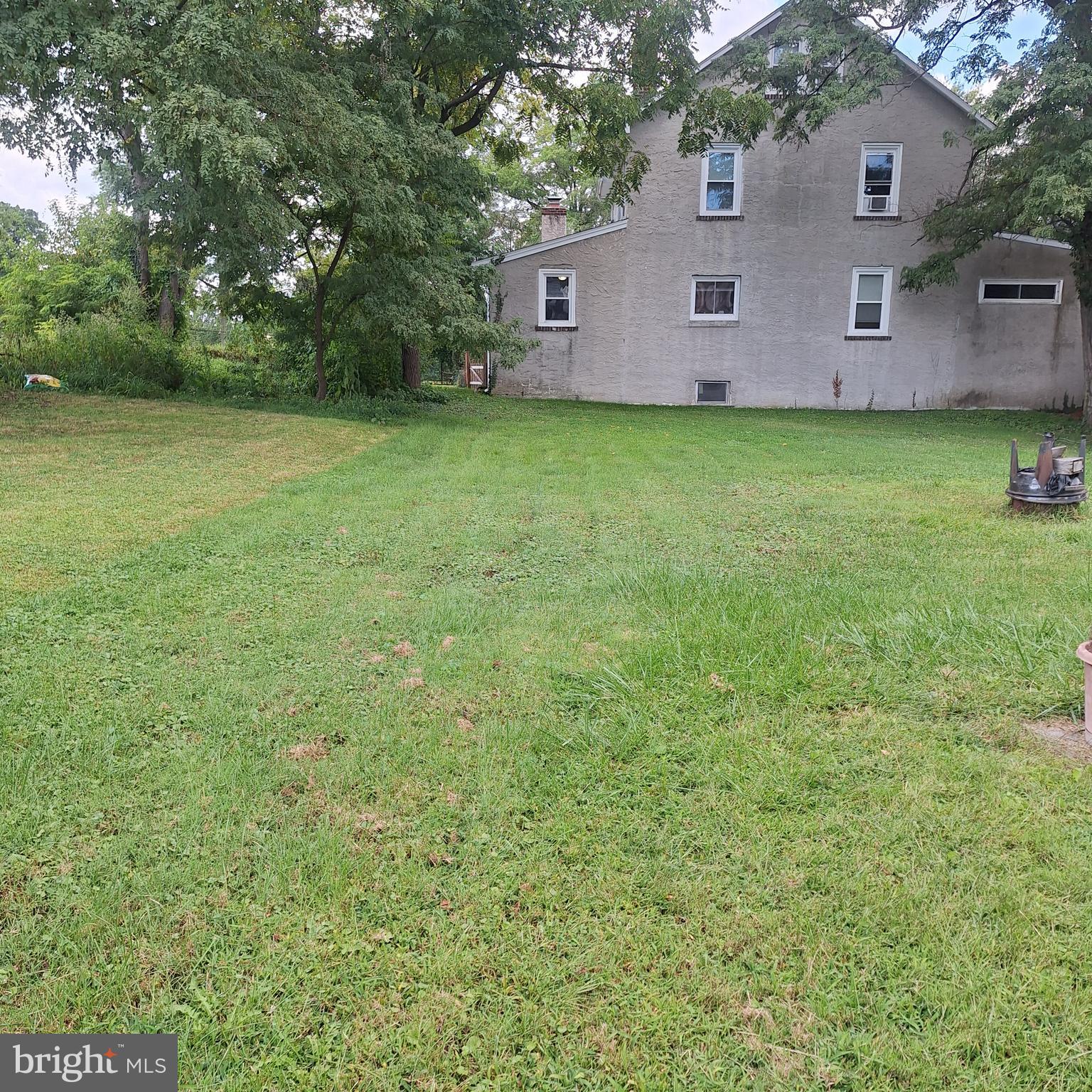 216 Highland Avenue Wayne, PA 19087 - Photo 3 of 17 Rear view