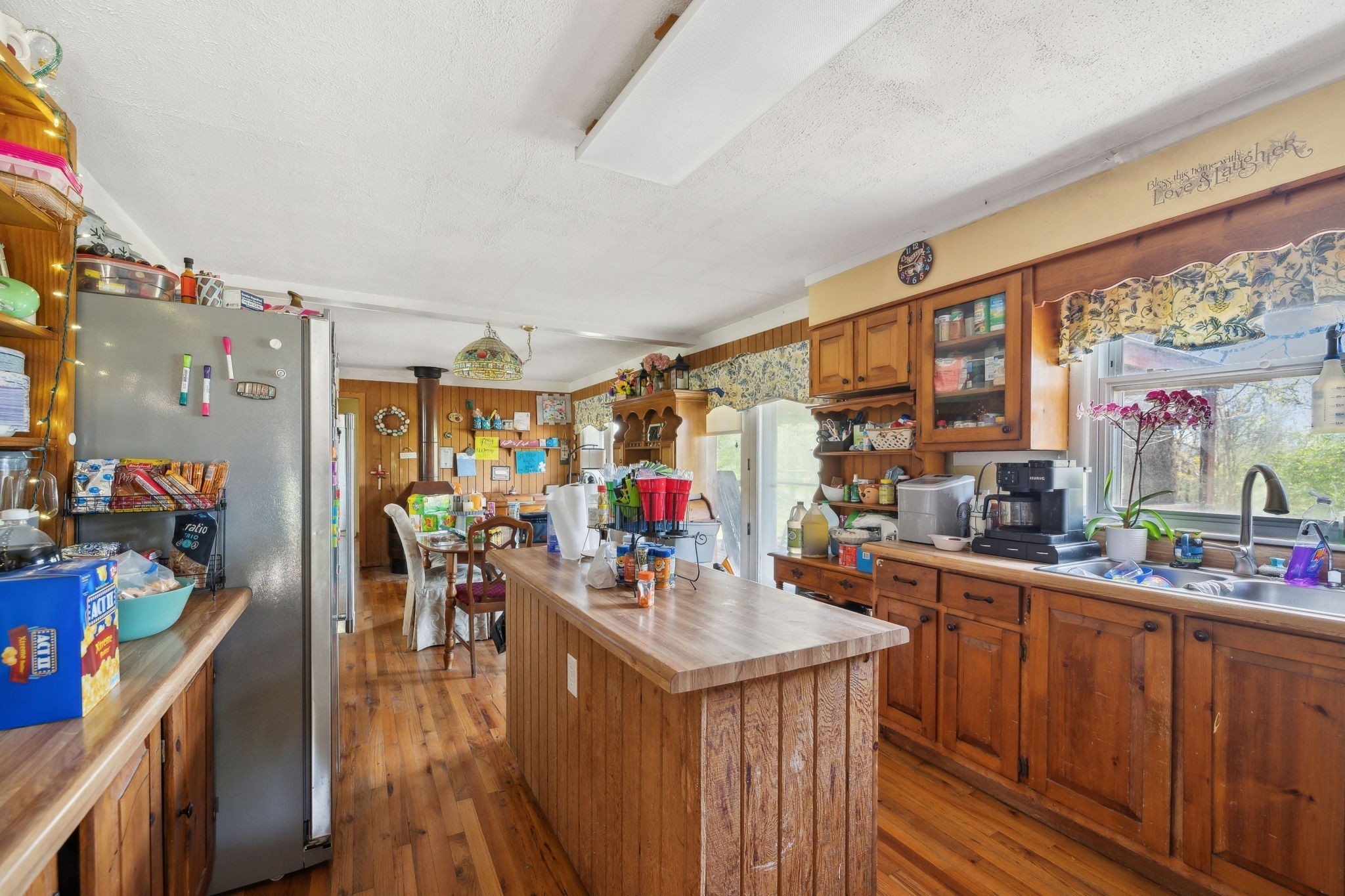 3467 Shouse Road Santa Fe, TN 38482 - Photo 21 of 46 a view of a play room with furniture and toys