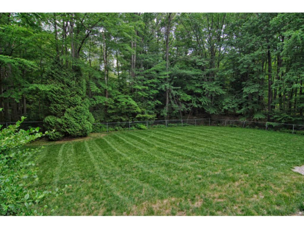 82 Cambridge Road Bedford, NH 03110 - Photo 27 of 27 Gallery Image 27