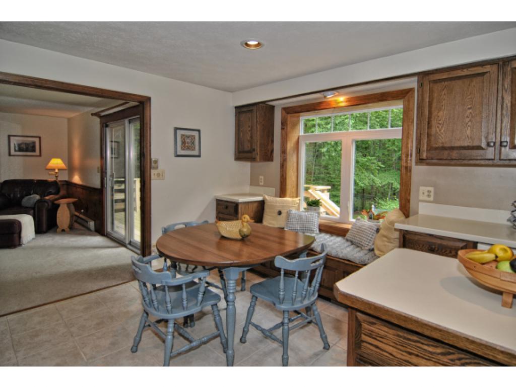 82 Cambridge Road Bedford, NH 03110 - Photo 10 of 27 Gallery Image 10