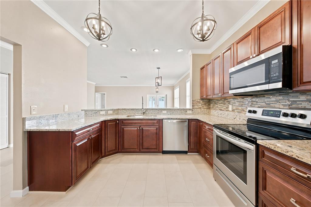 2318 West Cherry Street Tampa, FL 33607 - Photo 12 of 43 Gallery Image 12