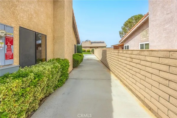 $349,900 | 26652 Silver Lakes Parkway, Helendale, CA 92342