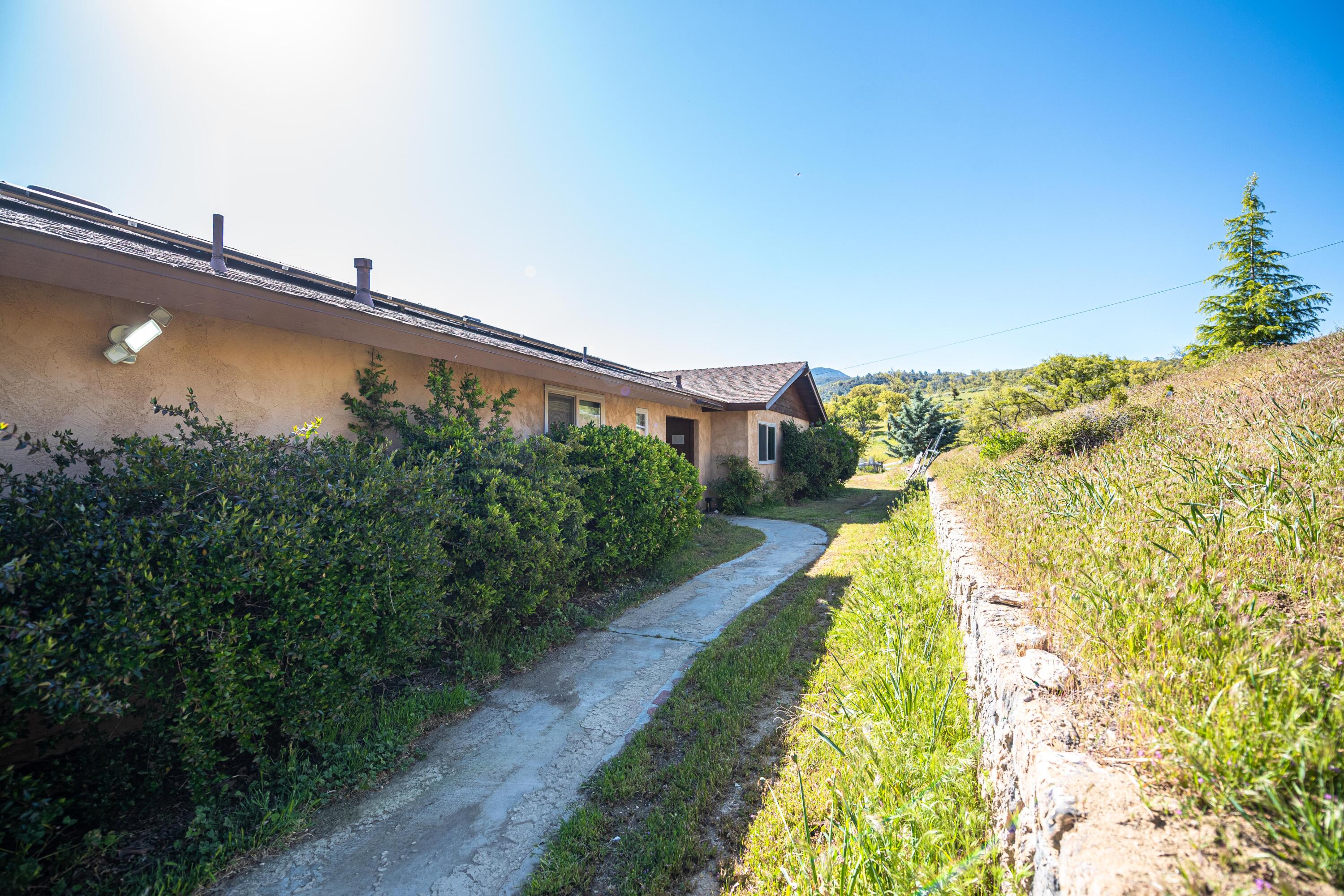 21970 Highline Road Tehachapi, CA 93561 - Photo 23 of 68 High line (93 of 93)