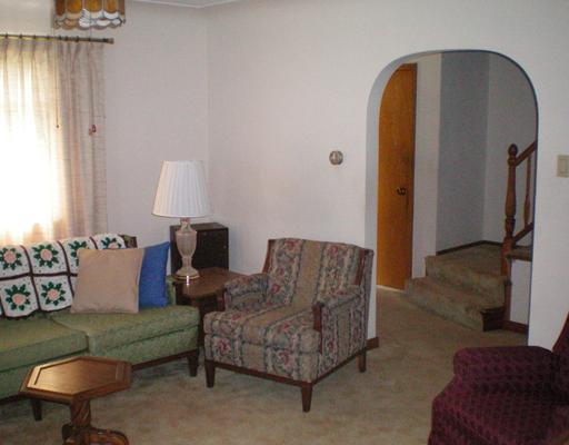 4926 Williamsport Road Elizabeth, PA 15037 - Photo 3 of 18 Living Room.