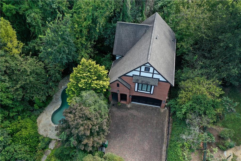 2120 Malvern Road Charlotte, NC 28207 - Photo 44 of 46 an aerial view of a house