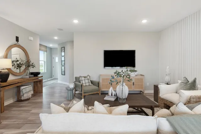 $387,991 | 14959 Avondale View, Rosemount, MN 55068