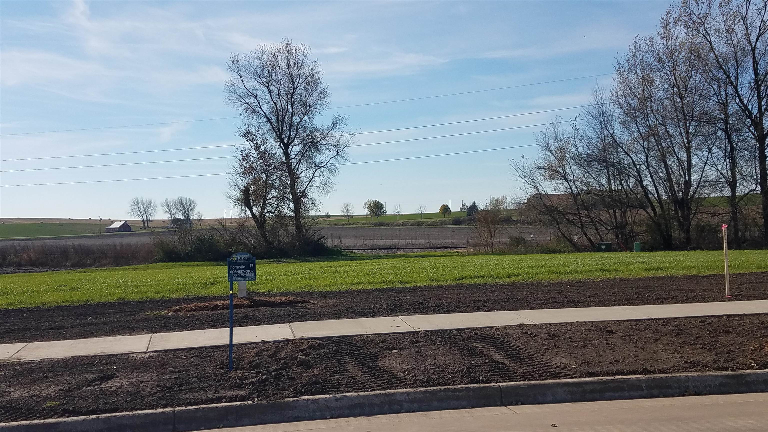 814 Capitol Drive Dane, WI 53529 - Photo 5 of 30