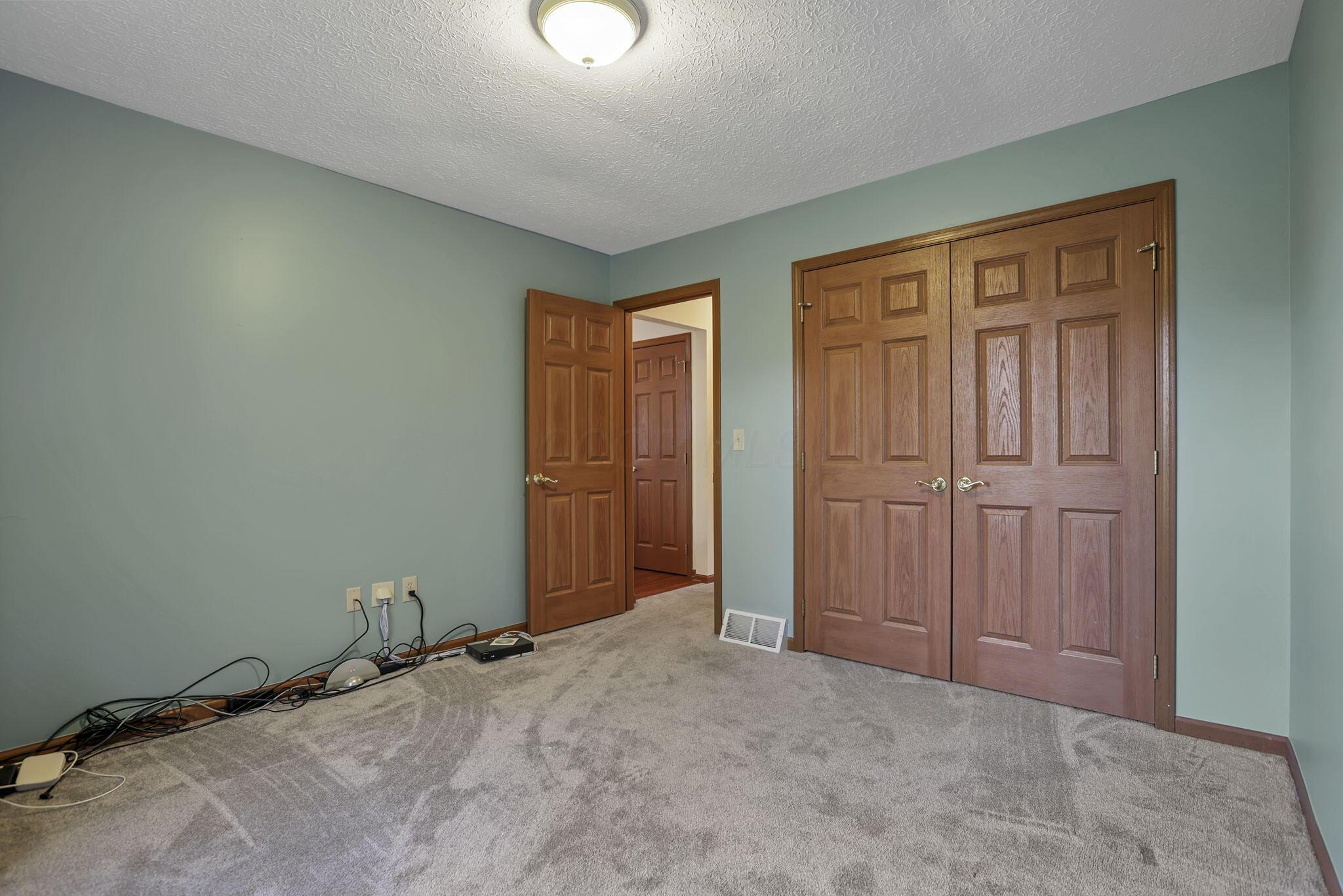 7017 Hollow Road Southwest Pataskala, OH 43062 - Photo 25 of 67 Bedroom #1