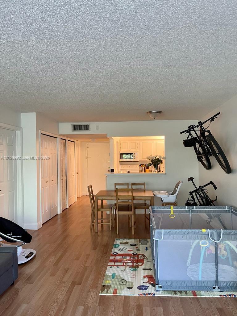 301 Racquet Club Road, Unit 305 Weston, FL 33326 - Photo 8 of 31