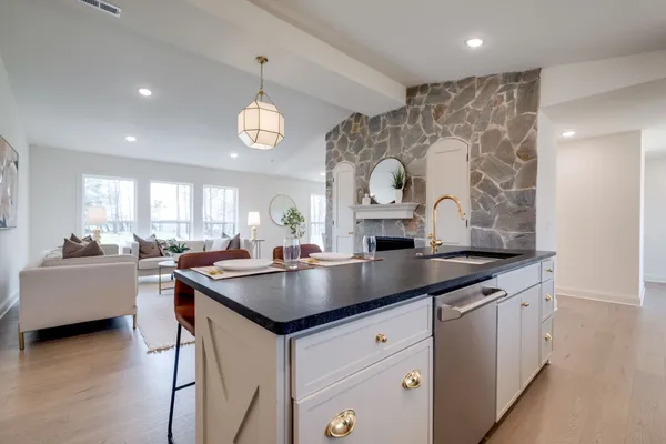 $899,900 | 1510 East Piney Road, Dickson, TN 37055