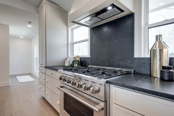 $899,900 | 1510 East Piney Road, Dickson, TN 37055