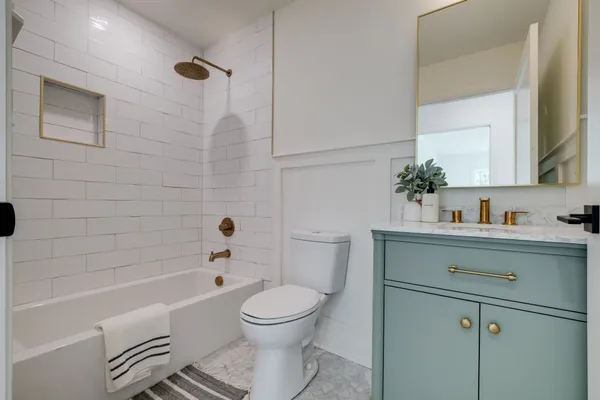 $899,900 | 1510 East Piney Road, Dickson, TN 37055