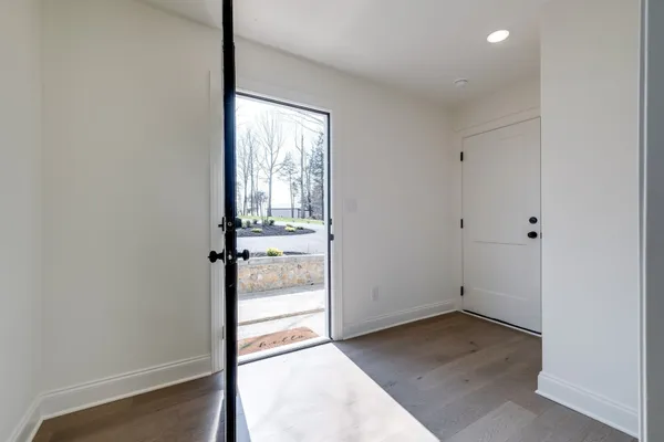 $899,900 | 1510 East Piney Road, Dickson, TN 37055