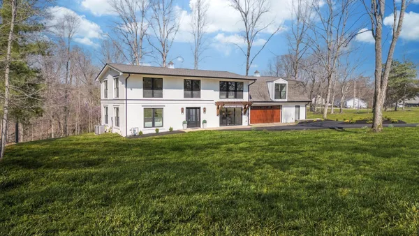 $899,900 | 1510 East Piney Road, Dickson, TN 37055