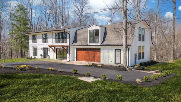 $899,900 | 1510 East Piney Road, Dickson, TN 37055