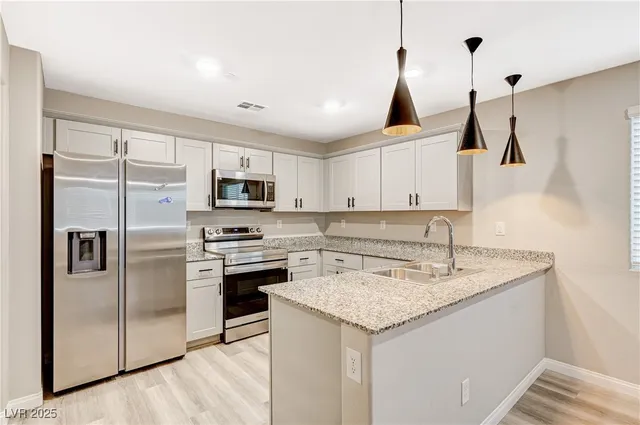 $387,500 | 12326 Indigo Montage Road, Unit 5, Las Vegas, NV 89183