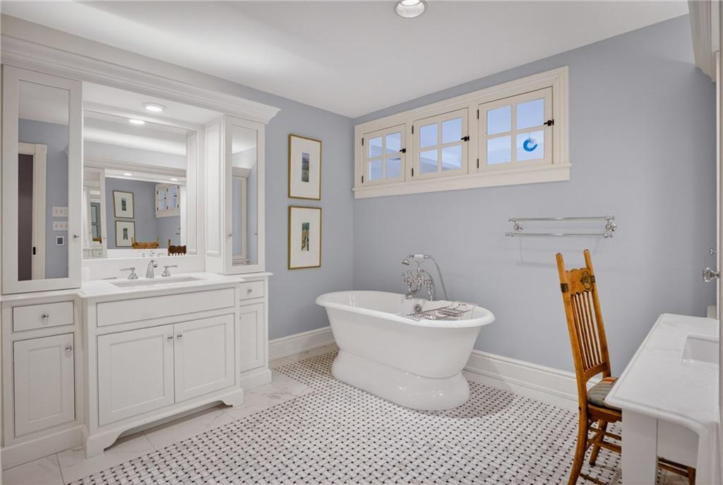 321 Fairview Road Pittsburgh, PA 15238 - Photo 31 of 50 a bathroom with a double vanity sink mirror and toilet