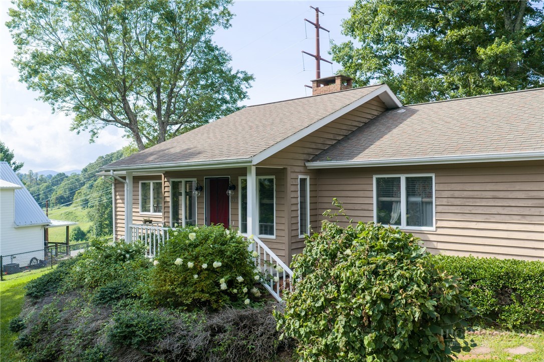 153 Ridgefield Road Boone, NC 28607 - Photo 6 of 26 Gallery Image 6