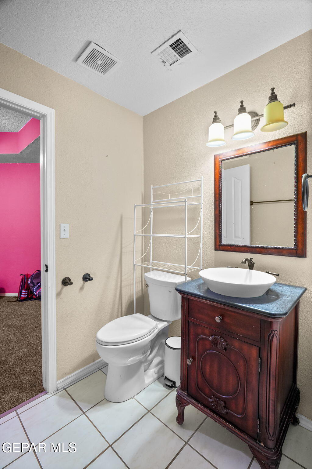 2013 Shadow Ridge Drive El Paso, TX 79938 - Photo 20 of 78 2013 Shadow Ridge Dr-19