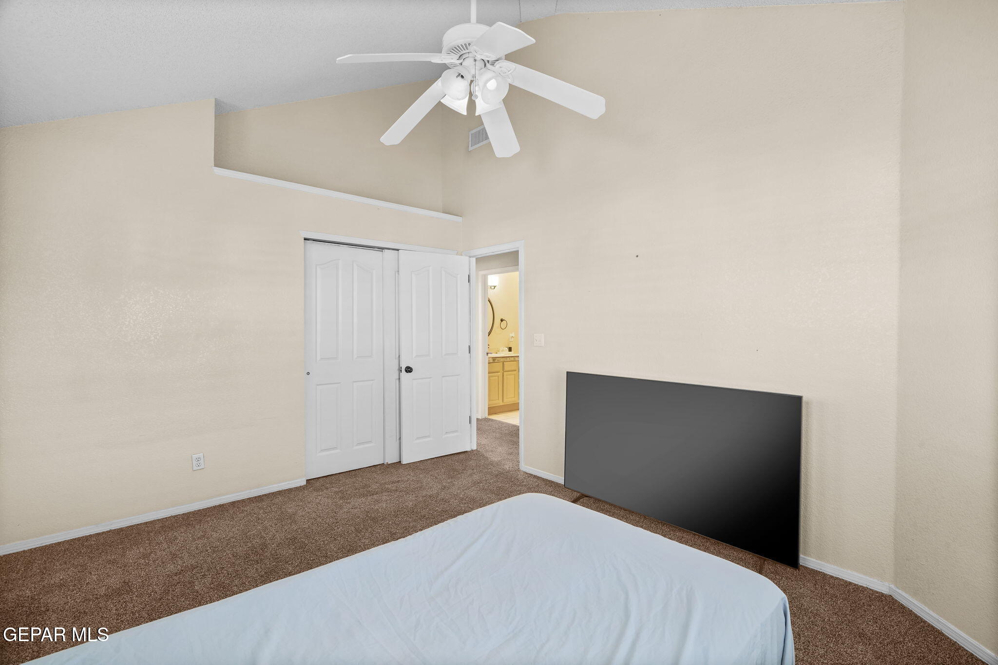 2013 Shadow Ridge Drive El Paso, TX 79938 - Photo 50 of 78 2013 Shadow Ridge Dr-49