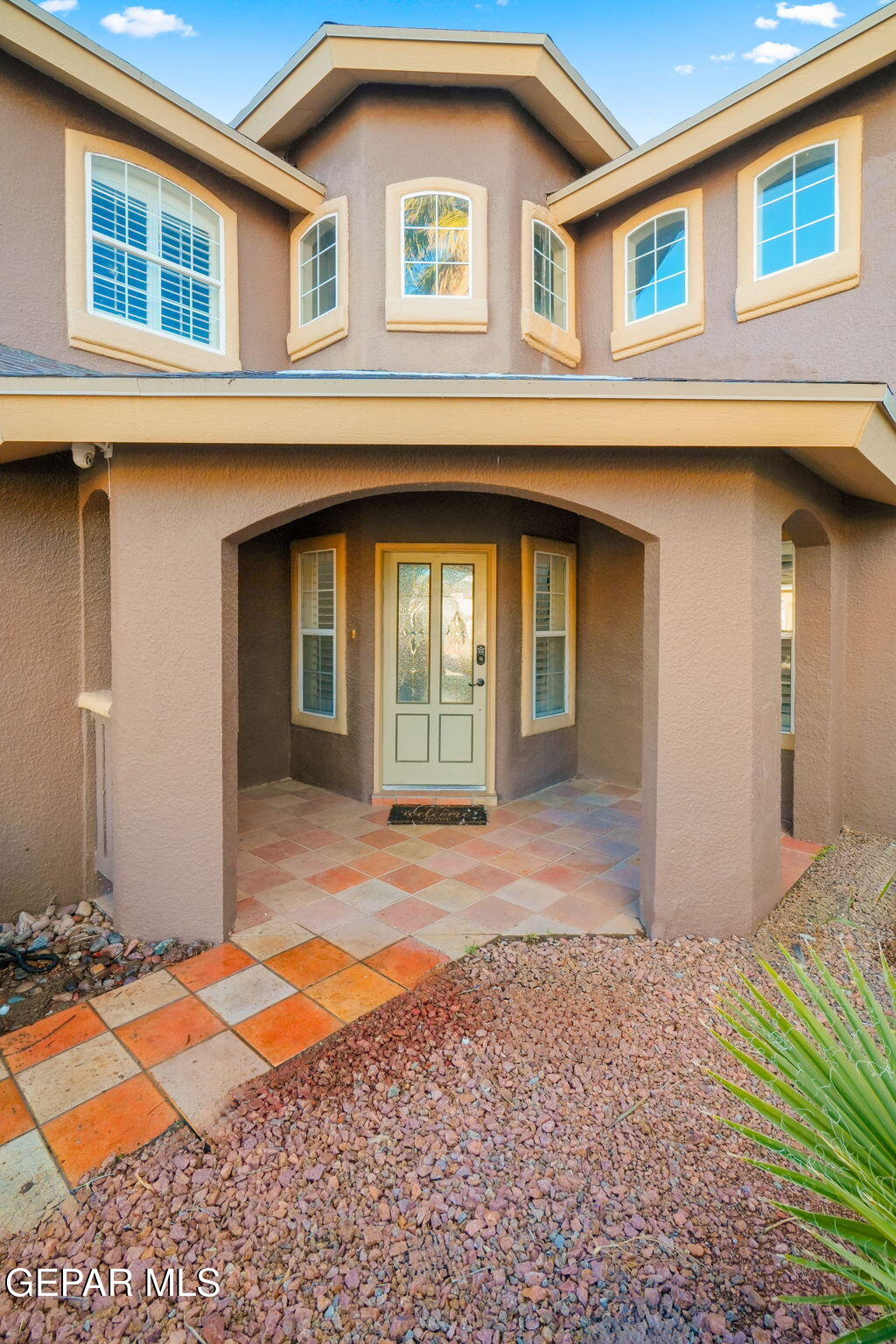 2013 Shadow Ridge Drive El Paso, TX 79938 - Photo 5 of 78 2013 Shadow Ridge Dr-4