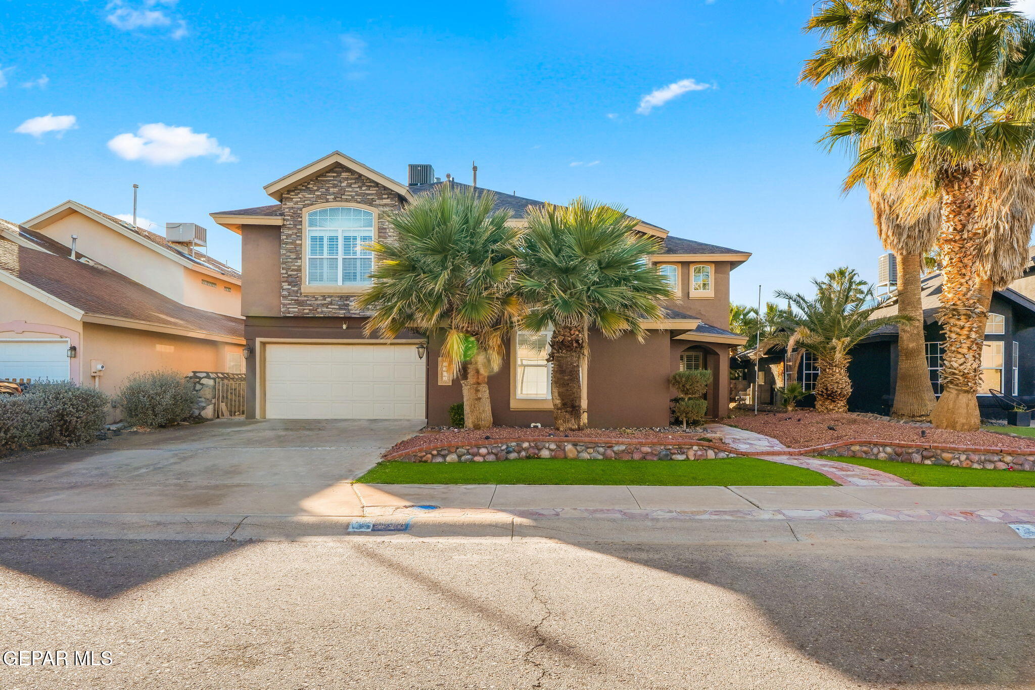 2013 Shadow Ridge Drive El Paso, TX 79938 - Photo 77 of 78 2013 Shadow Ridge Dr-1