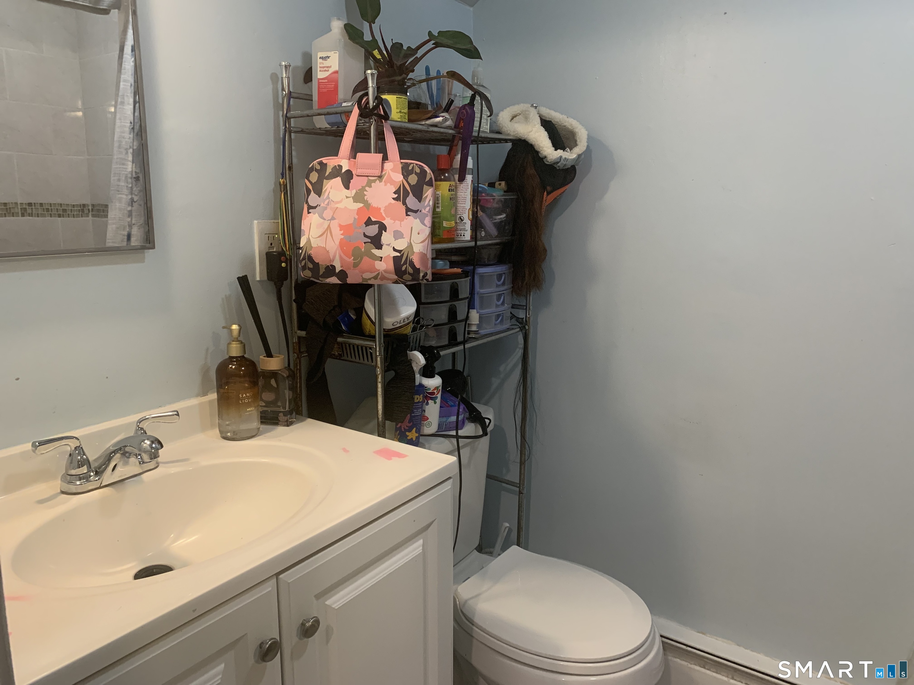 34 Helen Street Hamden, CT 06514 - Photo 6 of 15