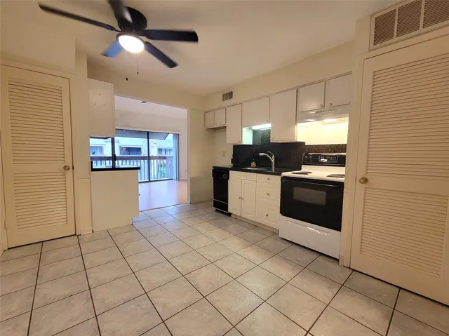 $112,500 | 12900 Walden Road, Unit 812H, Montgomery, TX 77356