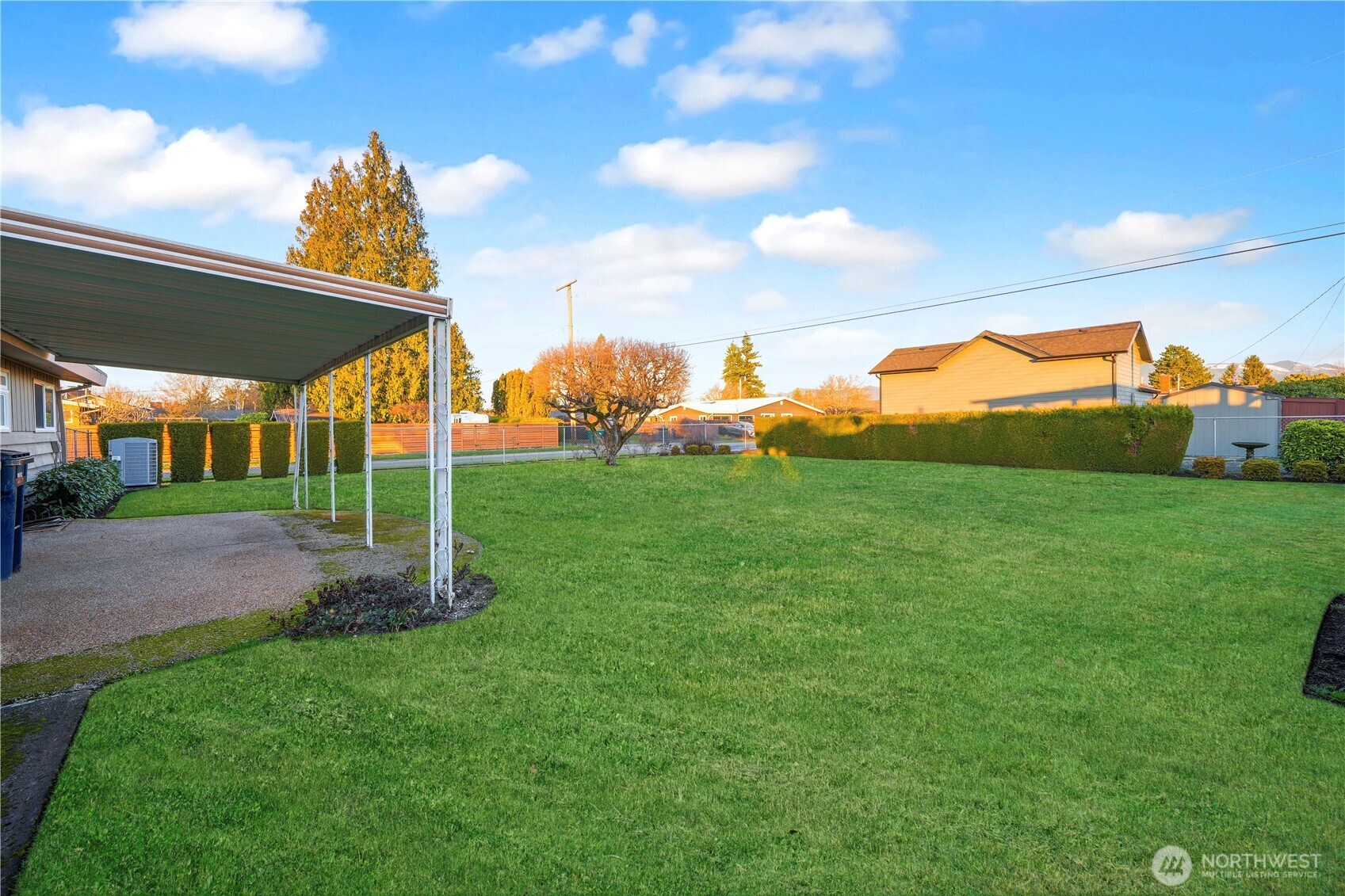 1077 Garfield Street Enumclaw, WA 98022 - Photo 23 of 28