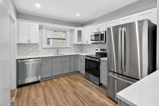 $299,000 | 32 Eileen Street, Albany, NY 12203