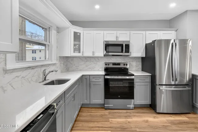 $299,000 | 32 Eileen Street, Albany, NY 12203